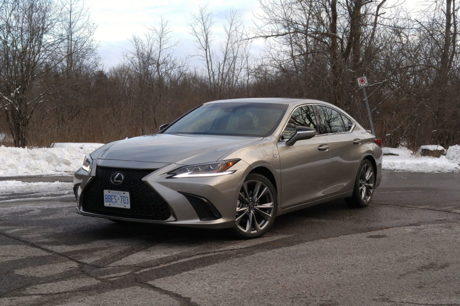 2019 Lexus ES Review