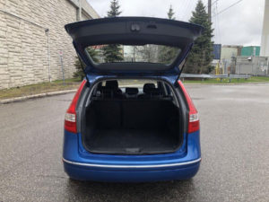 Hyundai Elantra Touring trunk