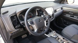 2019 Mitusbishi Outlander PHEV front seats