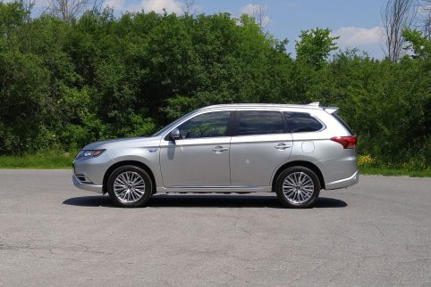 Review 2019 Mitsubishi Outlander PHEV