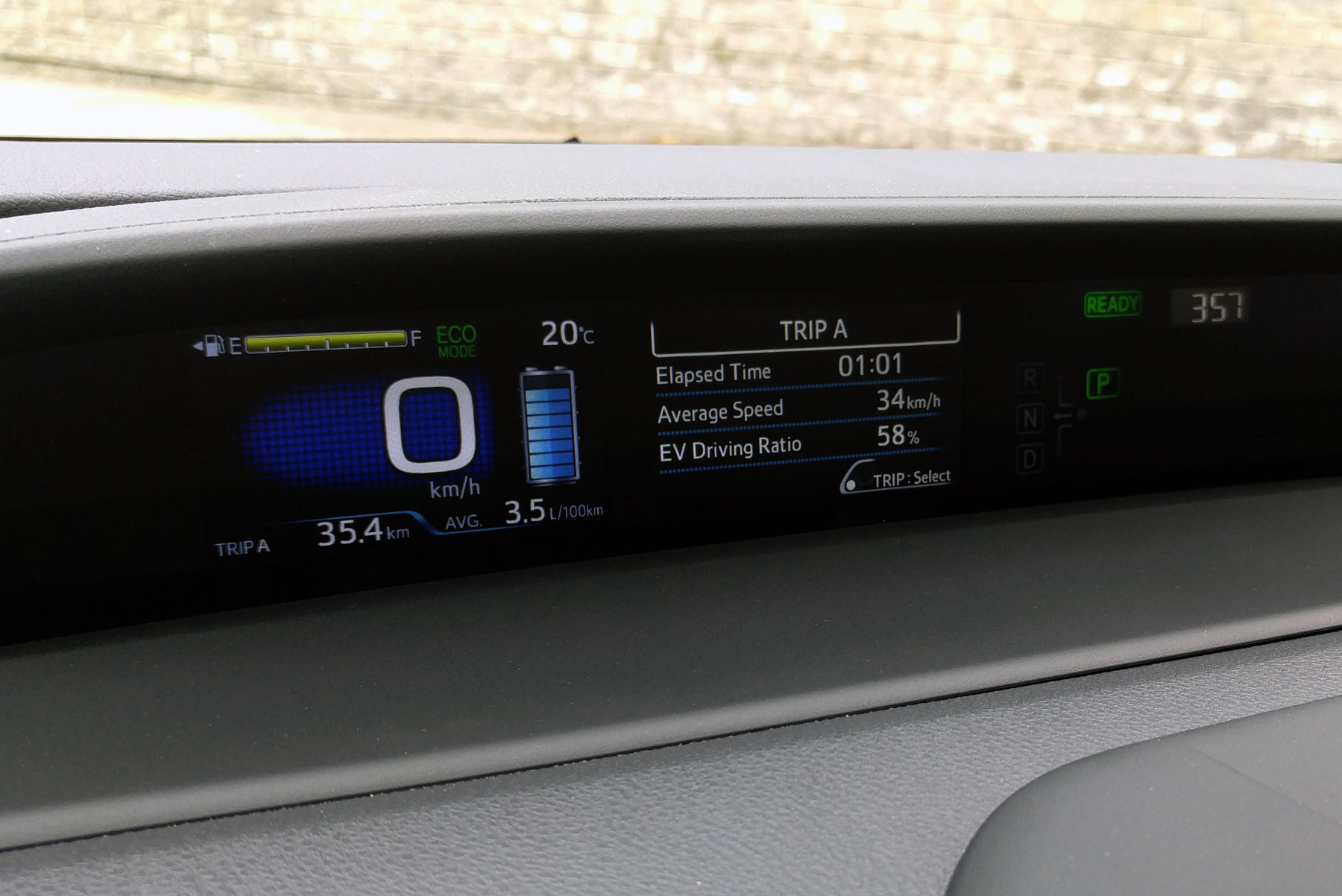 2019 Toyota Prius AWD-e infotainment display