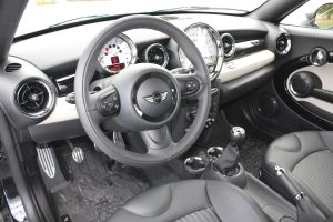 Mini Cooper Coupe dashboard