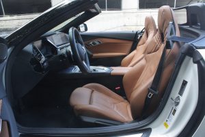 2020 BMW Z4 M40i front seat top down