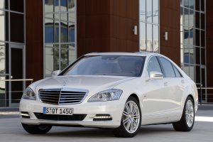 2010 Mercedes-Benz S400