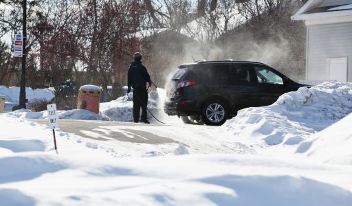 How to Wash Your Car in the Winter