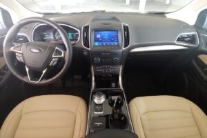 2020 Ford Edge Drivers Side