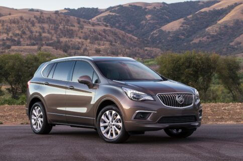 Cadillac XT5 vs Buick Envision vs Lincoln MKC